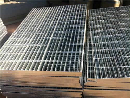 走道鋼格柵板平臺