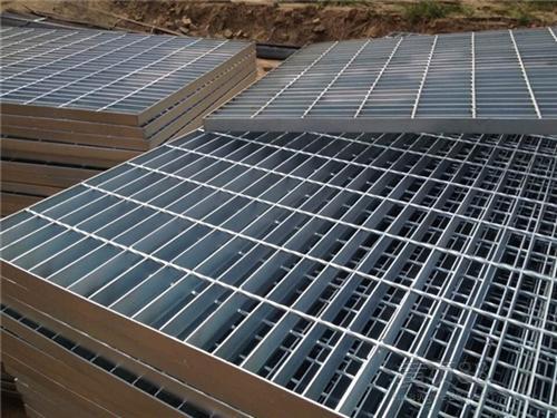 熱鍍鋅<a href='http://m.xh-th.cn'>格柵板</a> 熱鍍鋅格柵板