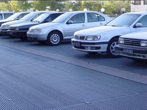 停車場<a href='http://m.xh-th.cn'>鋼格柵</a>板