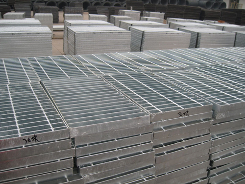 熱鍍鋅<a href='http://m.xh-th.cn'>鋼格柵板</a> 熱鍍鋅鋼<a href='http://m.xh-th.cn'>格柵板</a>