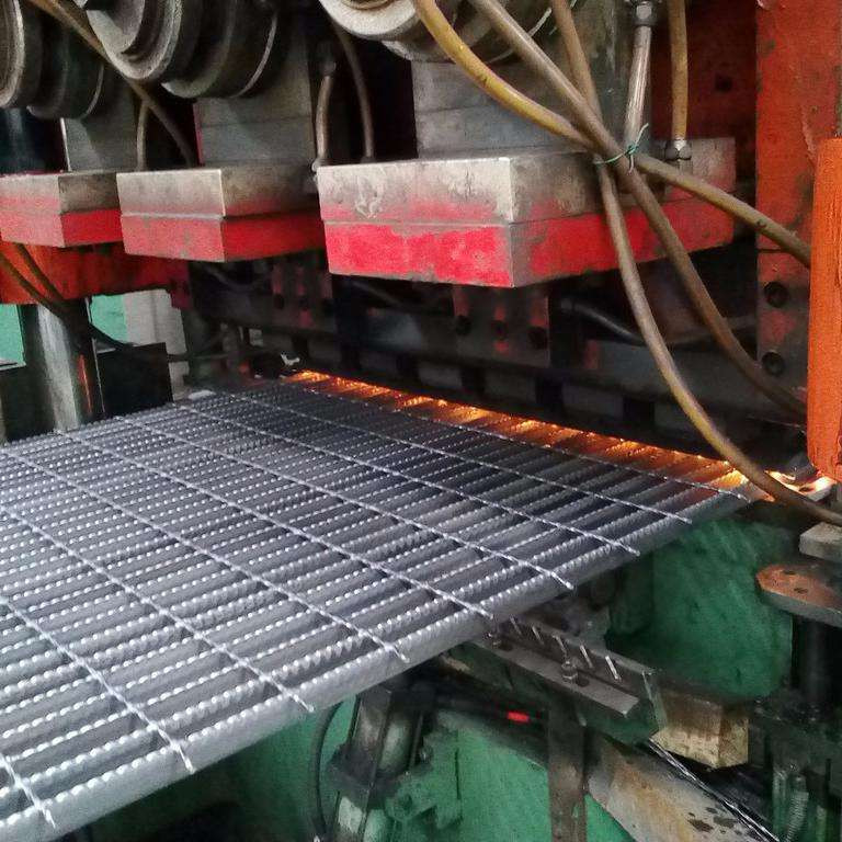 熱鍍鋅防滑溝蓋板 熱鍍鋅防滑溝蓋板