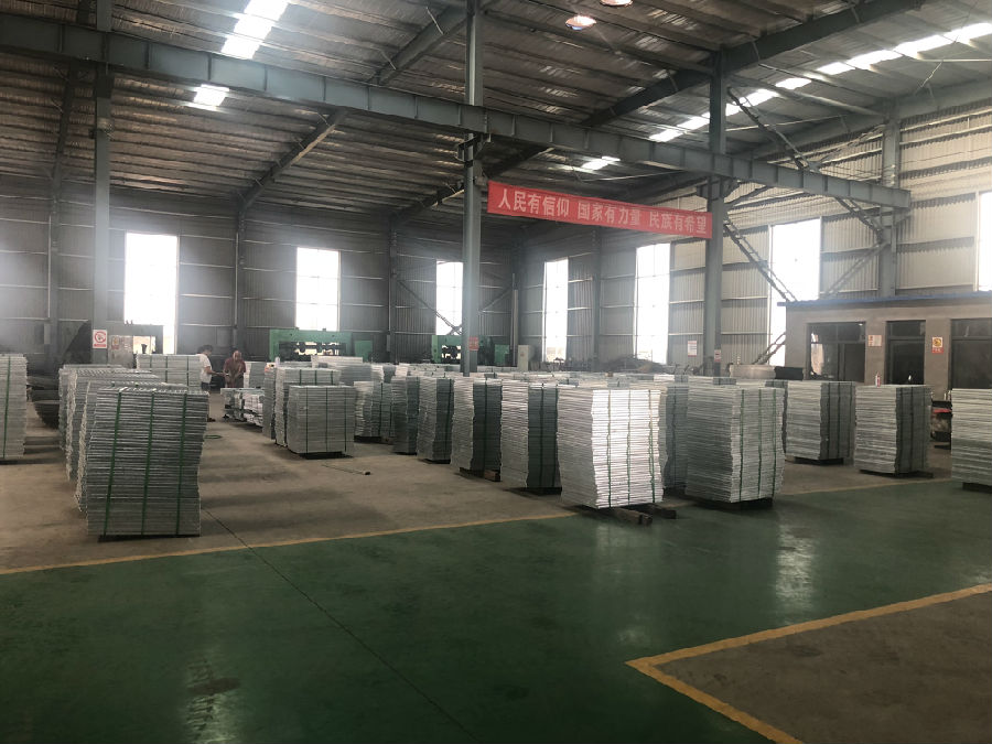 金屬格柵踏步板 金屬格柵踏步板