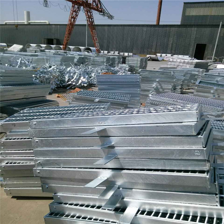 熱鍍鋅鋼格板規(guī)格 熱鍍鋅鋼格板規(guī)格