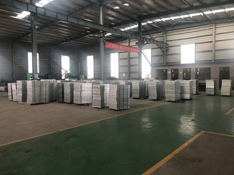 熱浸鍍鋅鋼格柵踏步板 熱浸鍍鋅鋼格柵踏步板