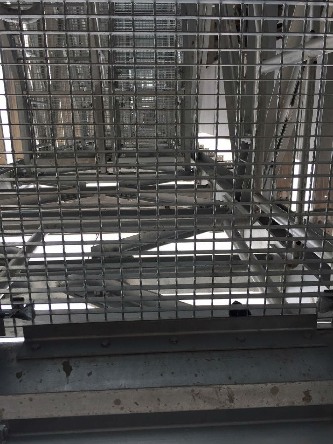 鍍鋅<a href='http://m.xh-th.cn'>鋼格柵板</a>規(guī)格 鍍鋅鋼<a href='http://m.xh-th.cn'>格柵板</a>規(guī)格