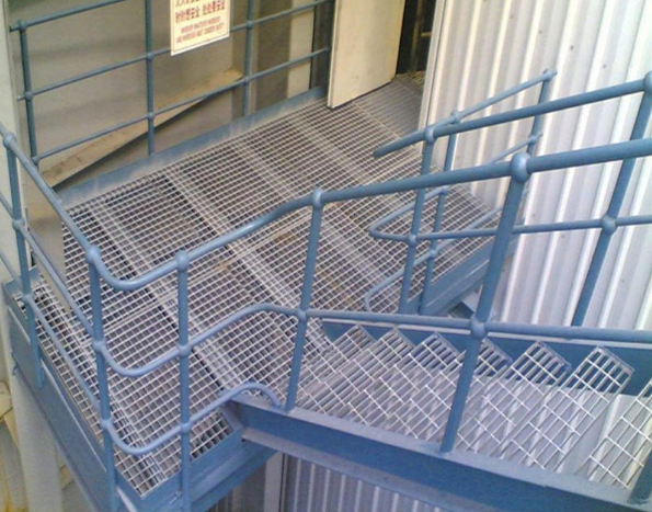 樓梯踏步板格柵 樓梯踏步板格柵