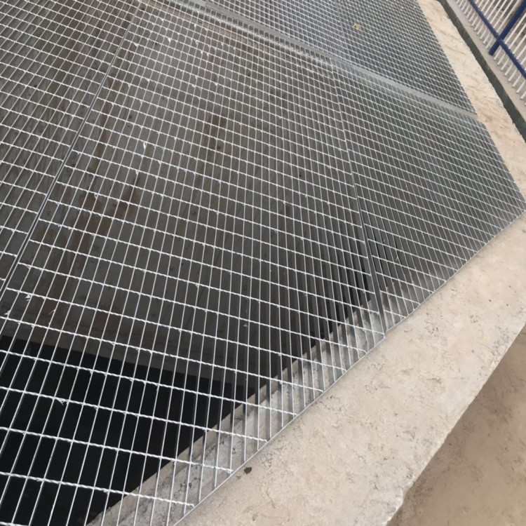 鍍鋅鋼格柵板規(guī)格 鍍鋅鋼格柵板規(guī)格