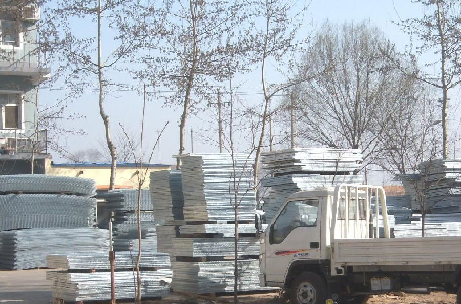 鍍鋅鋼格柵平臺現貨 鍍鋅鋼格柵平臺現貨