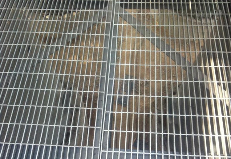 國標(biāo)鍍鋅格柵板平臺 國標(biāo)鍍鋅格柵板平臺